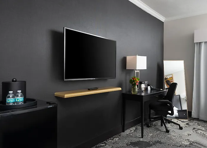 Champions Club And Hotel, Houston Westchase