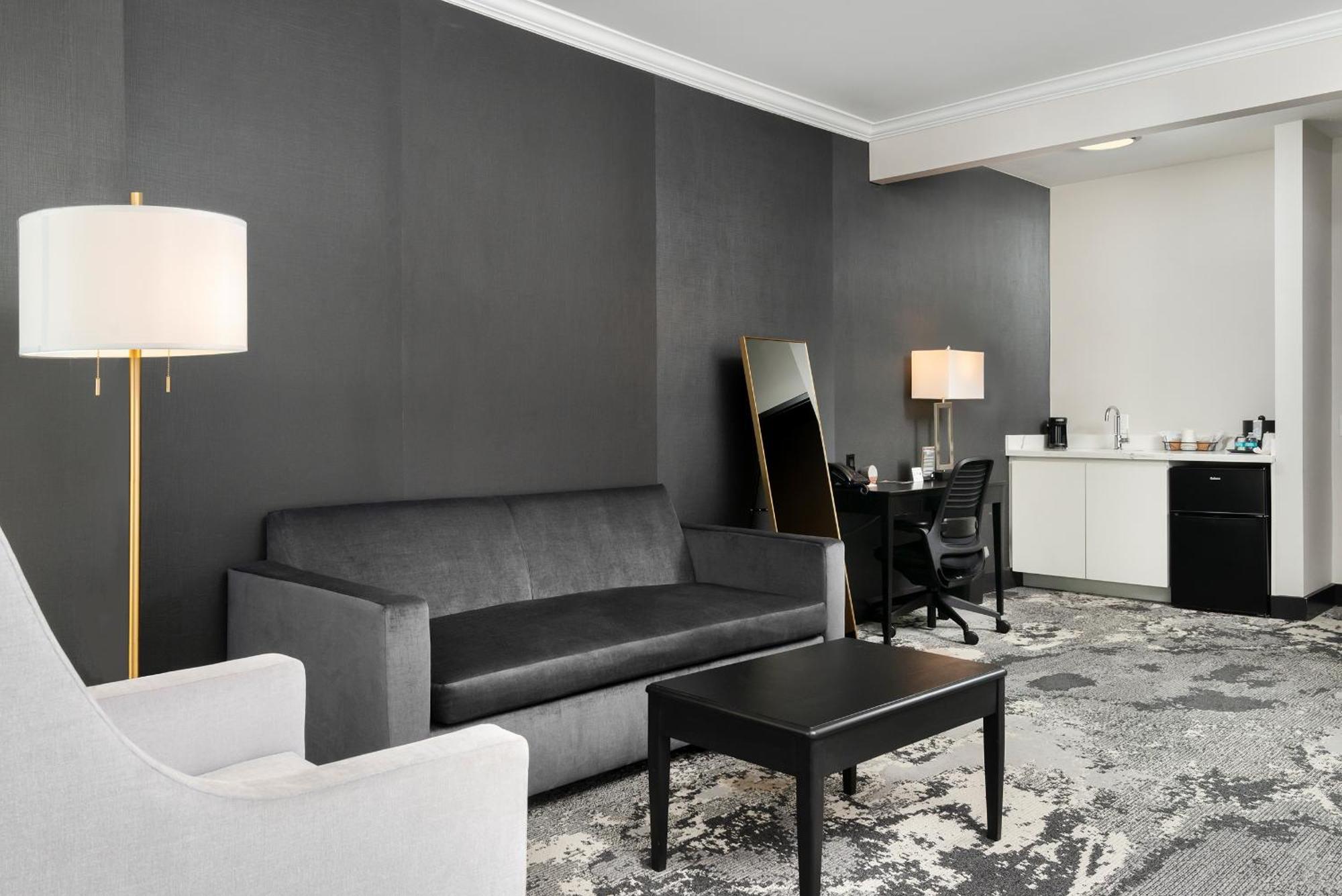 Champions Club And Hotel, Westchase Hotel 4*