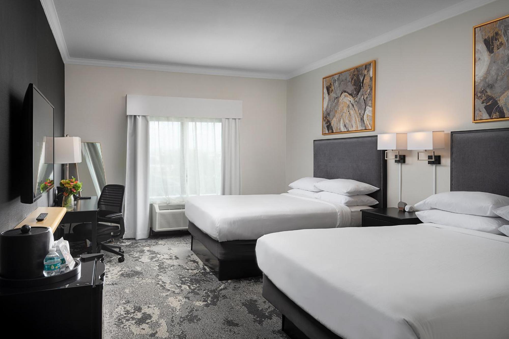 Champions Club And Hotel, Westchase Hotel